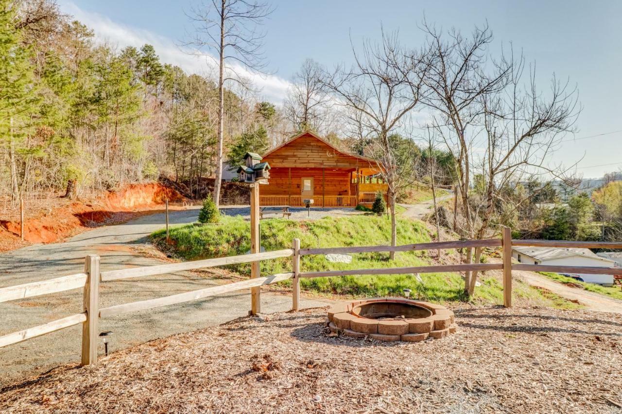 4 Bed 3 Bath Vacation Home In Bryson City Exterior photo